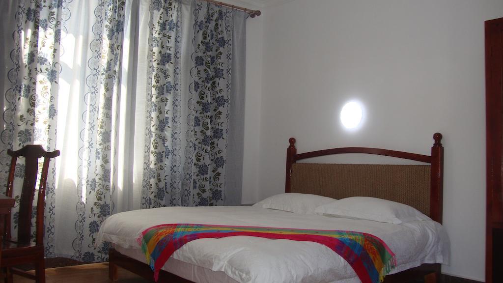 Faier Harbour Inn Дали Стая снимка