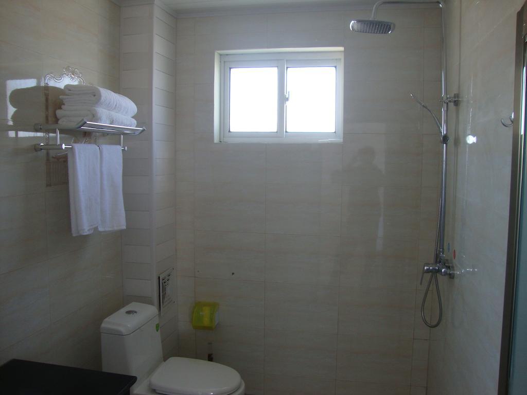 Faier Harbour Inn Дали Стая снимка